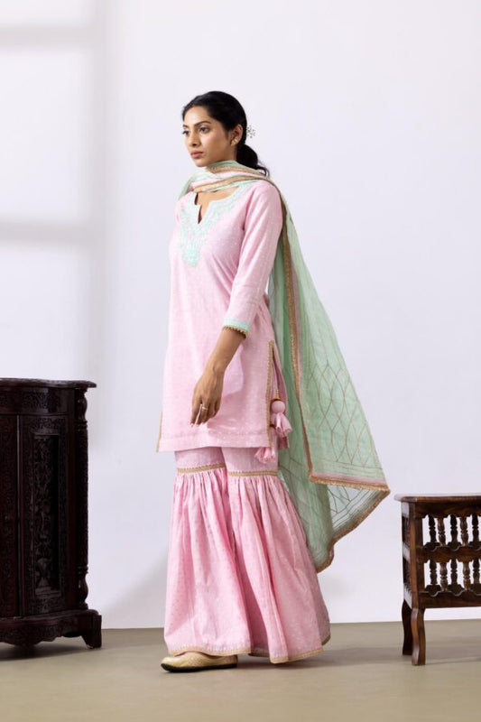 GULMEHER BABY PINK DORI EMBROIDERY BANARASHI CHANDARY GARARA SET OF 3