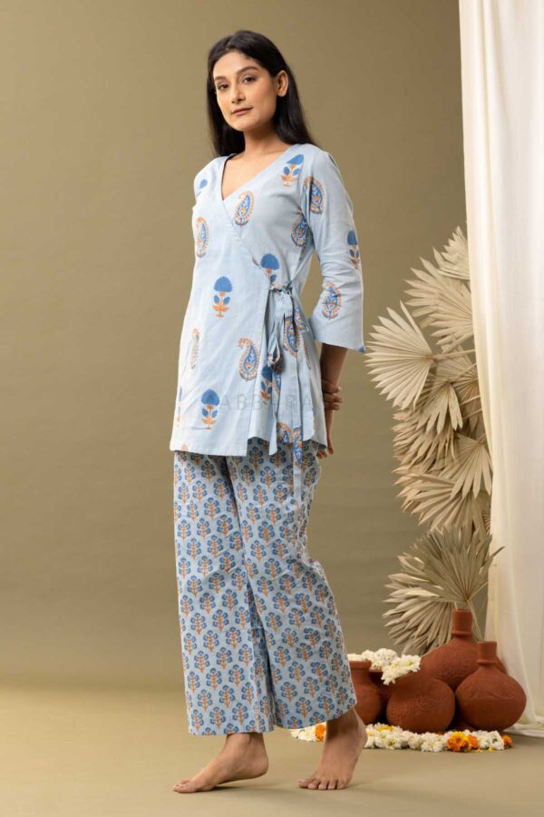 PHAGUN POWDER BLUE BLOCK PRINTED COTTON CAMBRIC ANGRAKHA KURTA WITH PANT SET OF 2