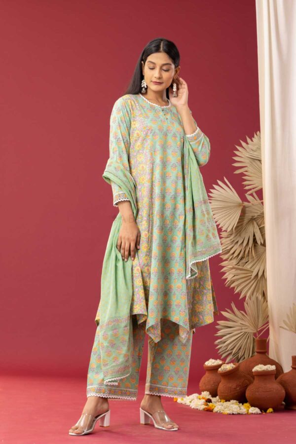 PHAGUN MINT GREEN BLOCK PRINTED COTTON CAMBRIC HIGH LOW KURTA WITH PLAZZO SET OF 3