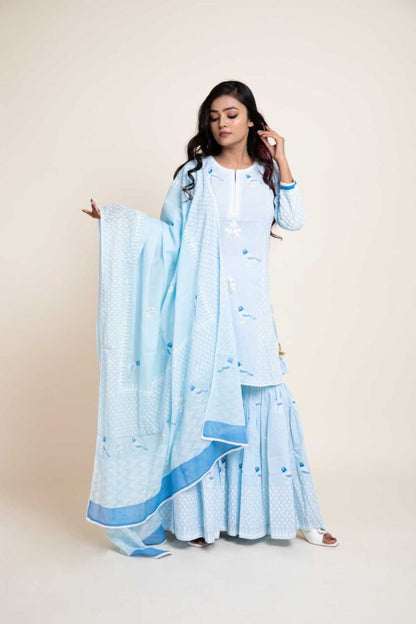 Bird Foil Printed Kurta With Lace Finish. Abstract Print Garara and Mulmul Dupatta With Lace Finish