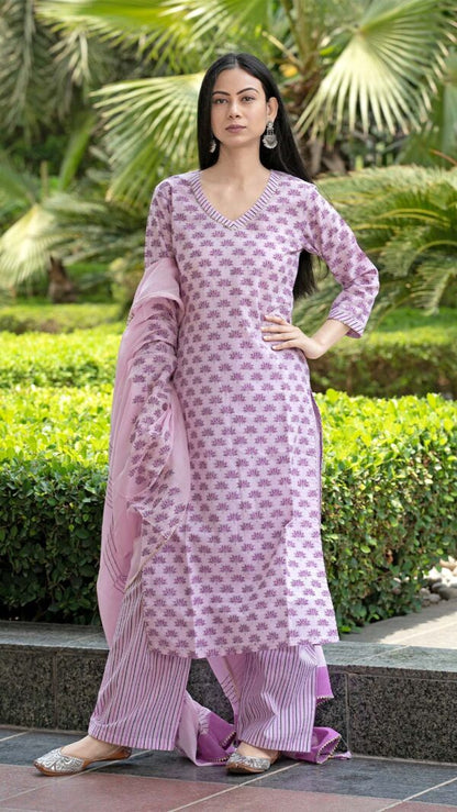Bahar Lilac Hand Block Printed Straight Kurta with Gotta Lace Work and Strip Plazzo